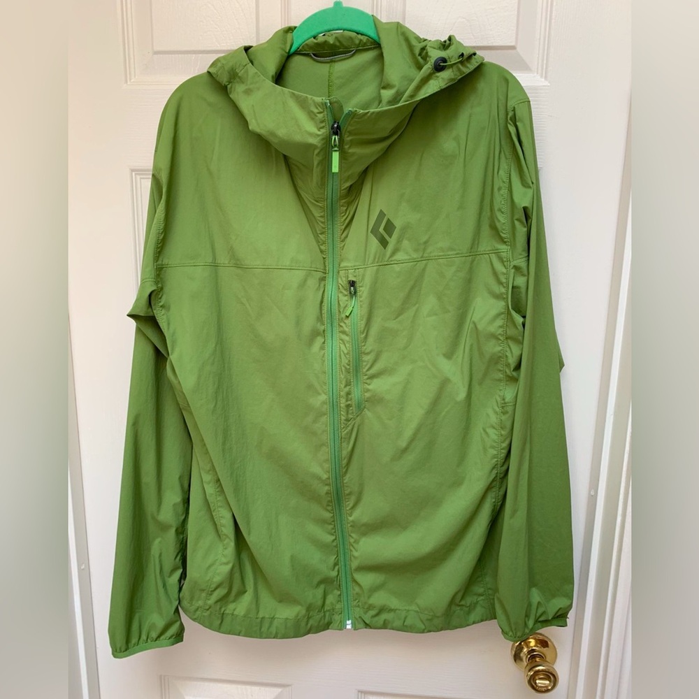Black diamond, packable wind breaker with hood.